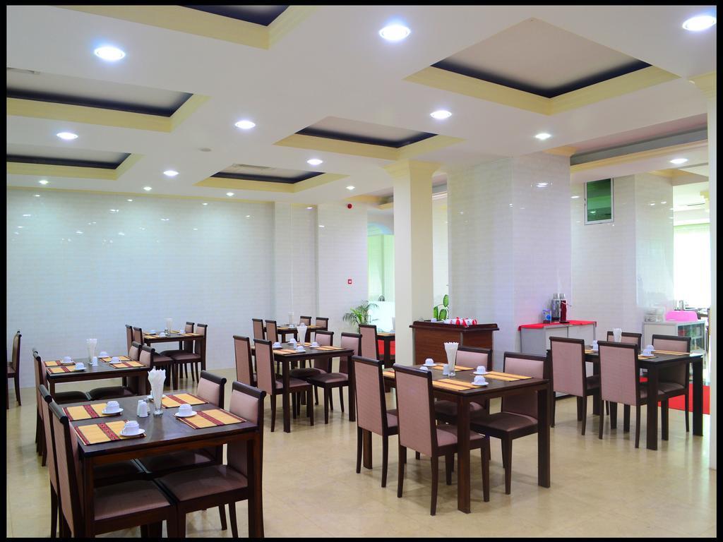Myat Nan Yone Hotel Naypyidaw Exterior foto