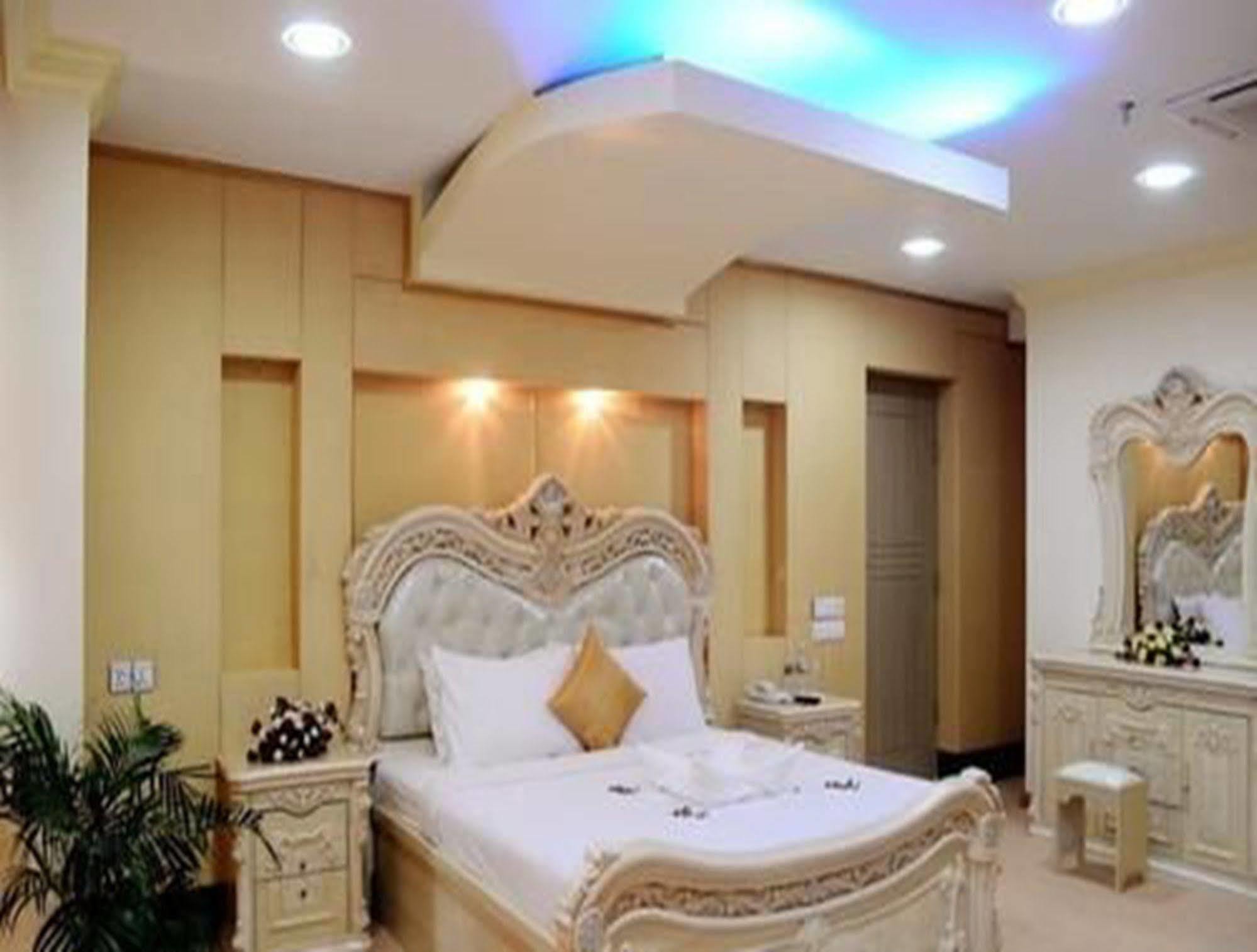 Myat Nan Yone Hotel Naypyidaw Exterior foto